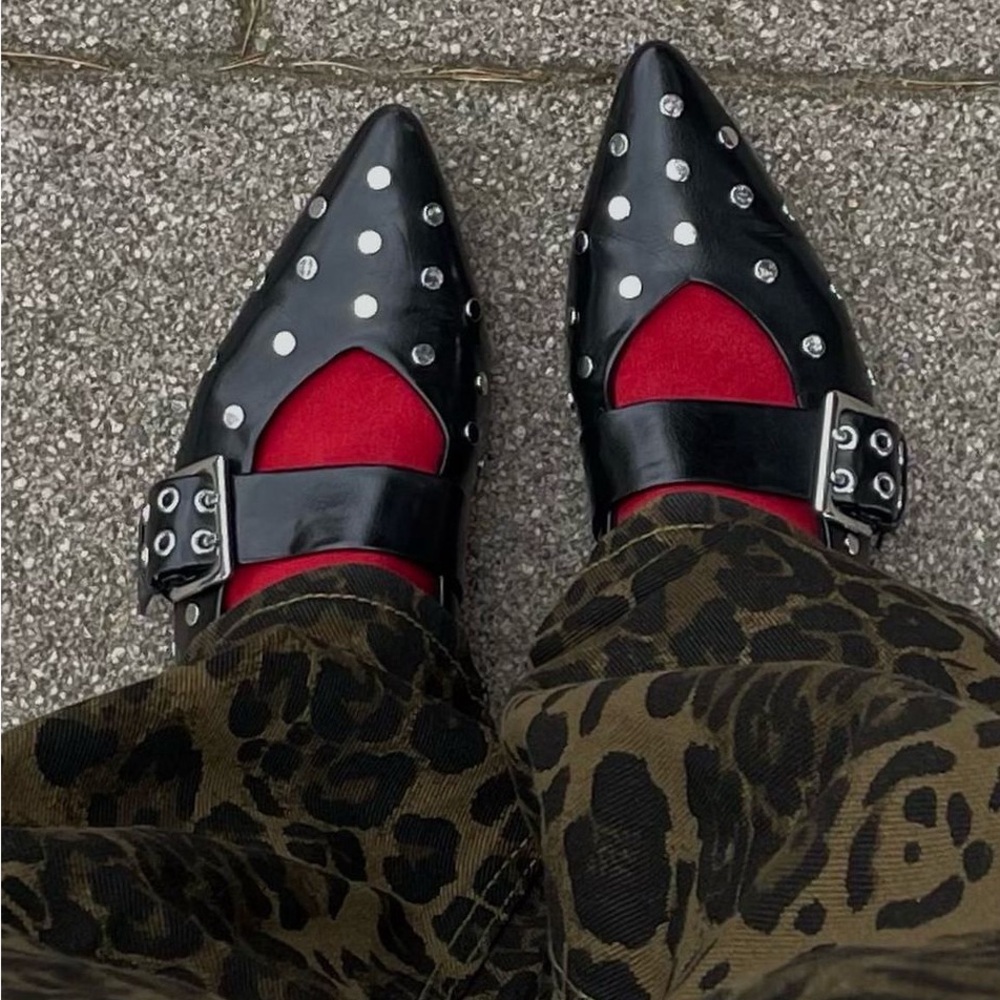 Pull & Bear flats - size 9